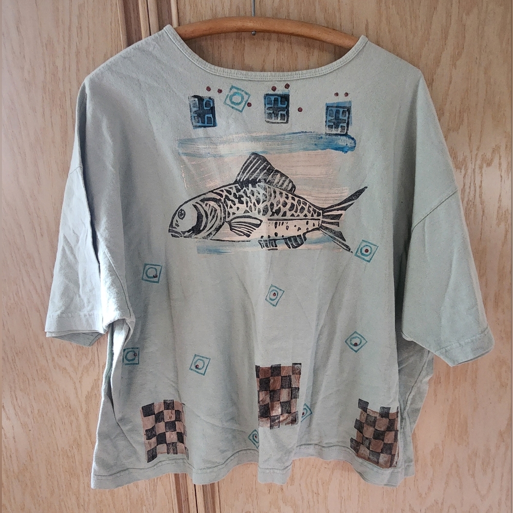 VTG Blue Fish Top